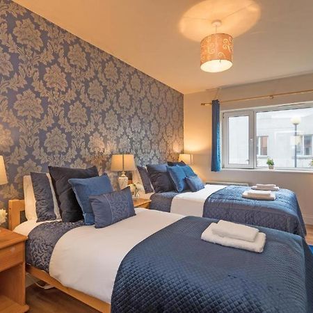 Town Square Townhouse - Best Location In Galway Exteriér fotografie