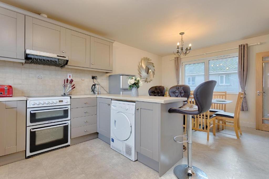 Town Square Townhouse - Best Location In Galway Exteriér fotografie